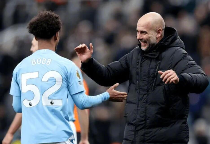 vip 注册地址-曼城22岁挪威前锋鲍勃或离队，转会费预计3000万英镑|瓦勒伦加|挪威国脚|瓜迪奥拉|奥斯卡·鲍勃|伯恩茅斯_新浪体育_新浪新闻